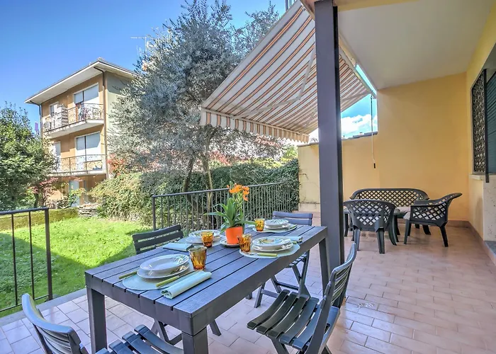 Leonardo House Garden Stresa Center - Happy Rentals